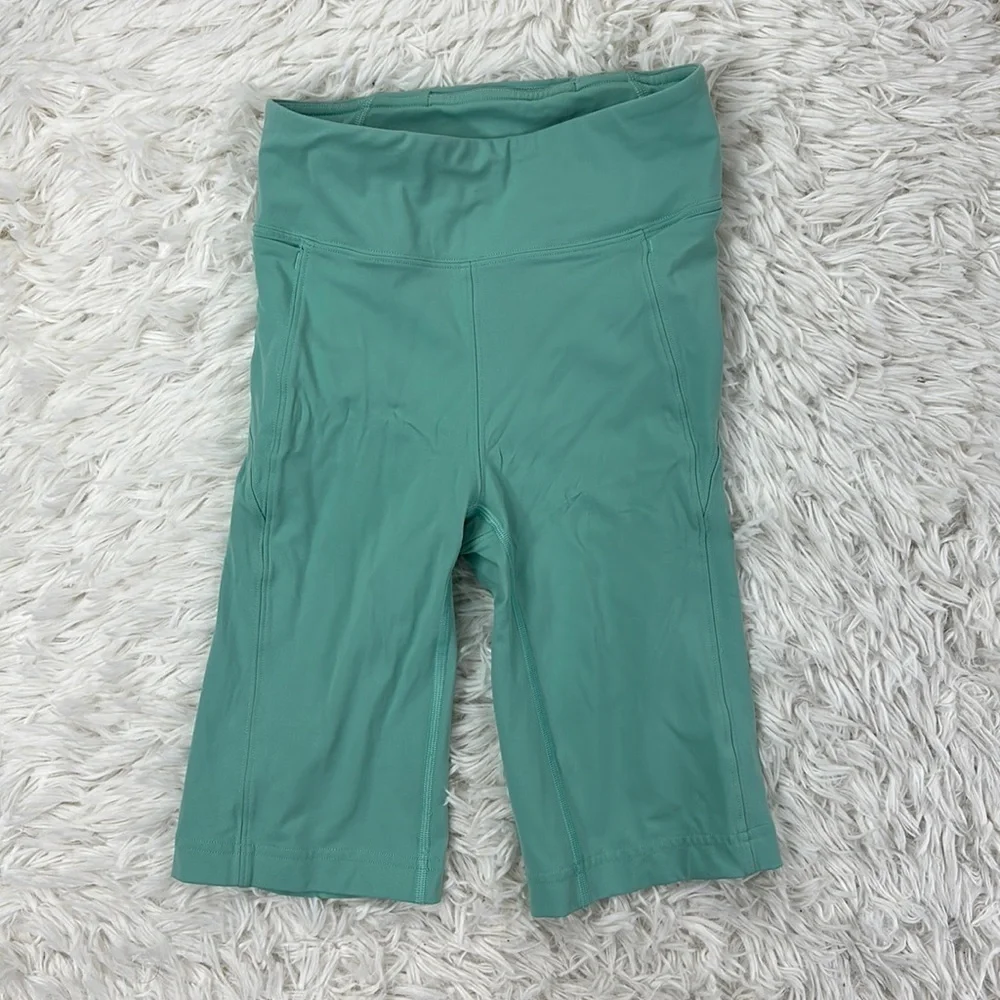 Lululemon On Pace Short *10